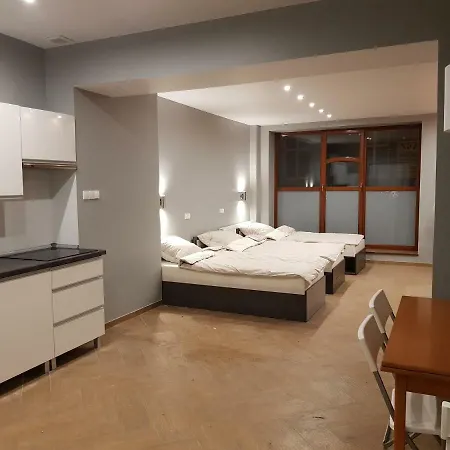 Lägenhet Bednarska 2a