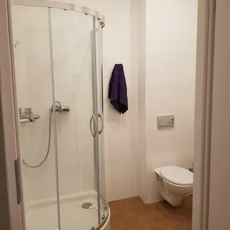 Lägenhet Bednarska 2a