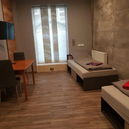 Bednarska 2a